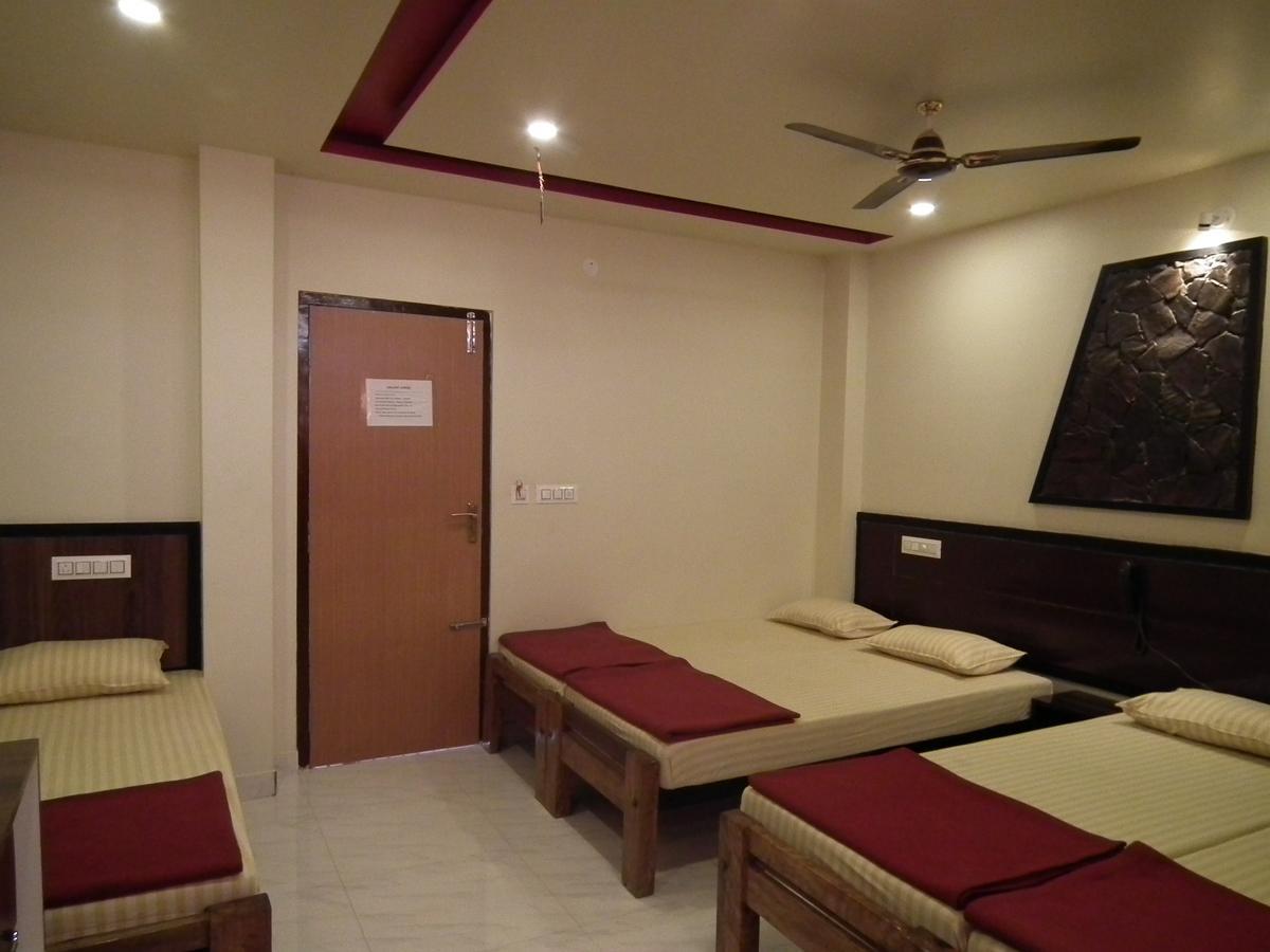 Galaxy Lodge Chikmagalūr Dış mekan fotoğraf